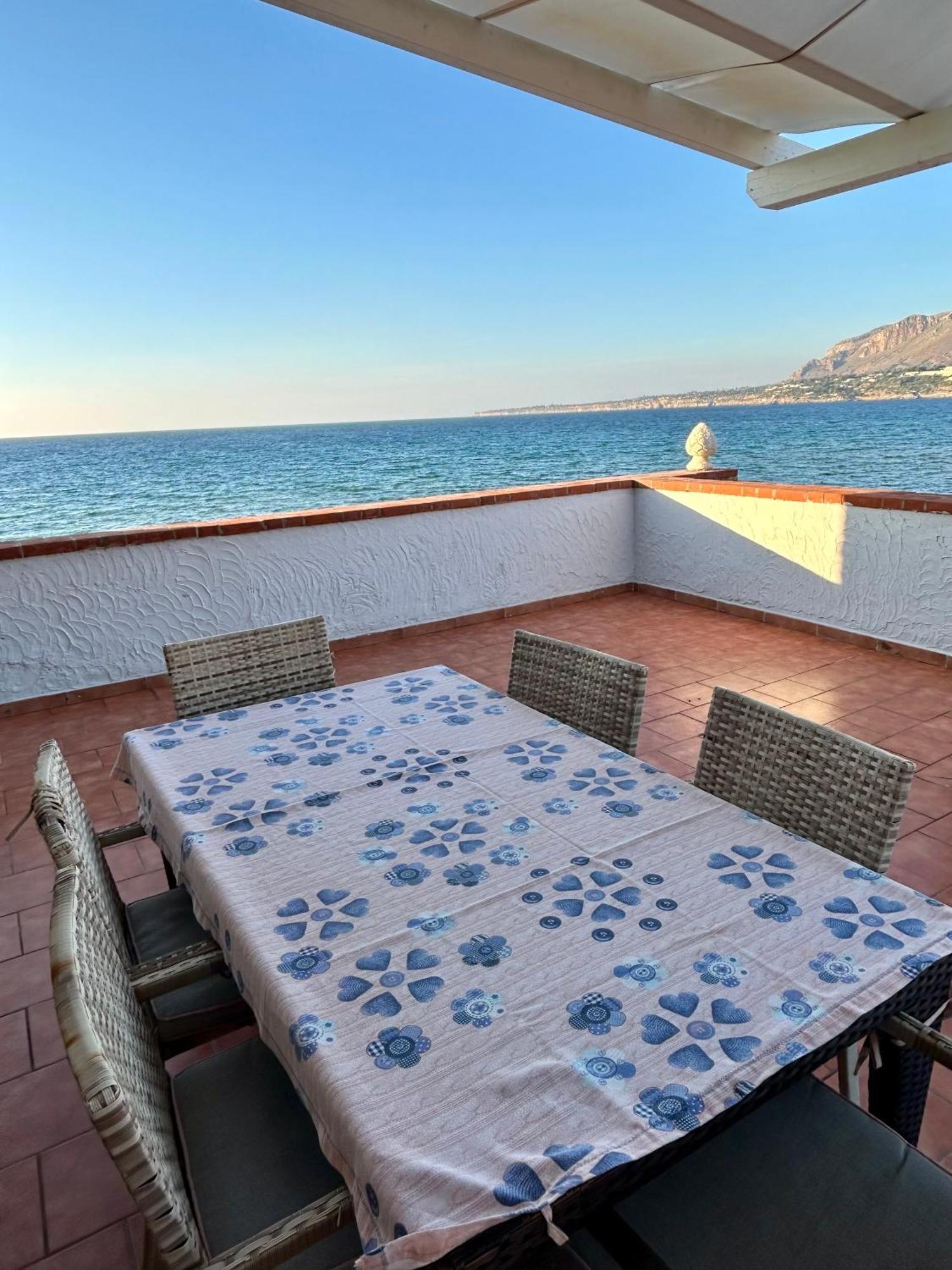 Casa Vacanza Barbera - In Riva Al Mare Trappeto (Sicily) Exterior foto