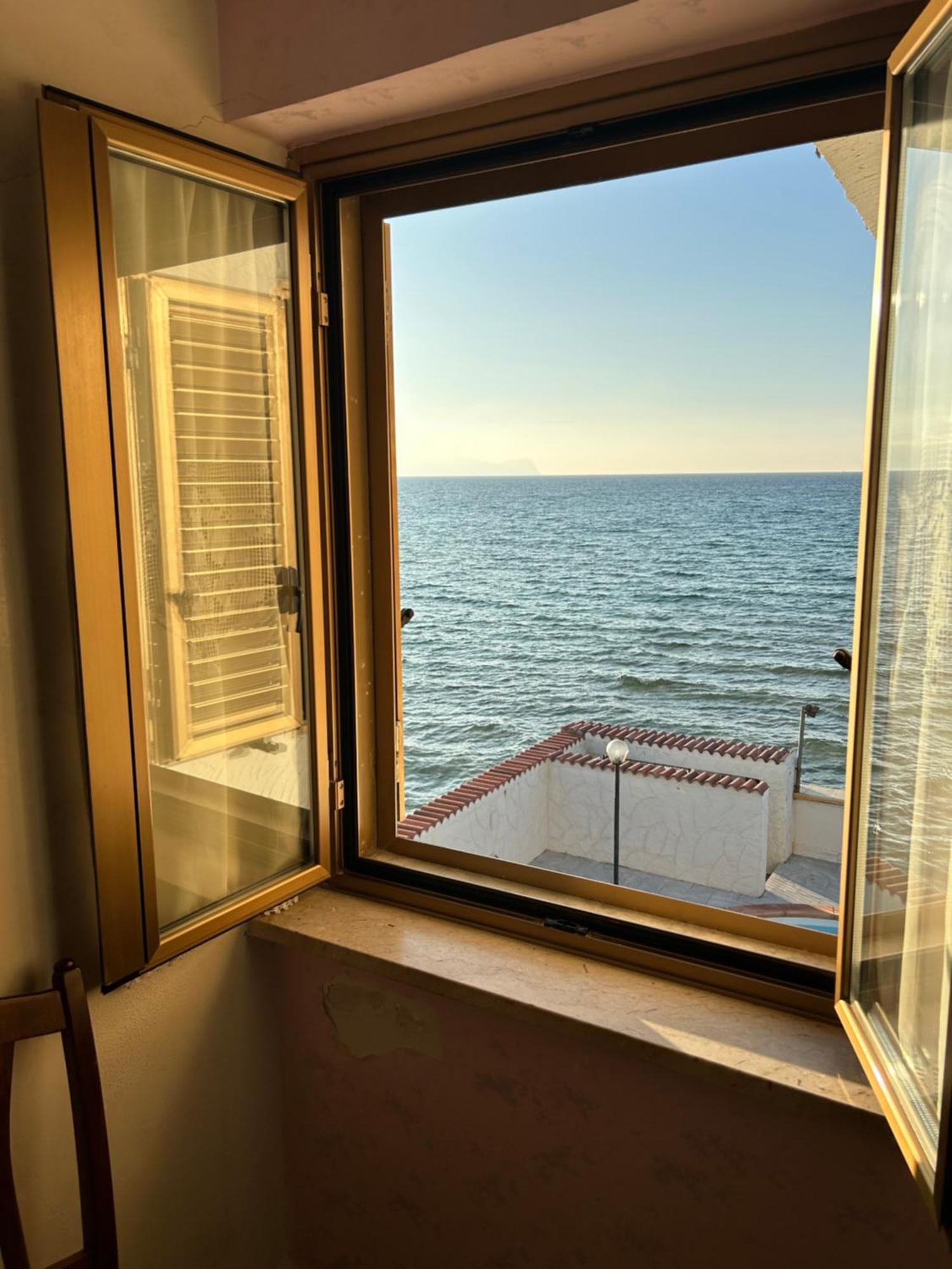 Casa Vacanza Barbera - In Riva Al Mare Trappeto (Sicily) Exterior foto